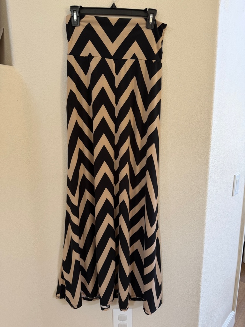 Chevron Maxi Skirt in Beige and Black